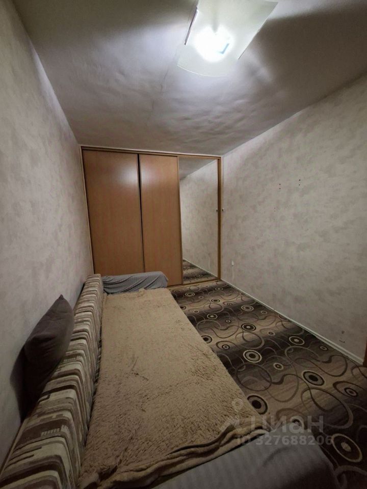 2-к кв. Тюменская область, Тюмень ул. Орджоникидзе, 4 (42.9 м²)