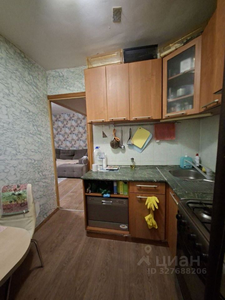 2-к кв. Тюменская область, Тюмень ул. Орджоникидзе, 4 (42.9 м²)