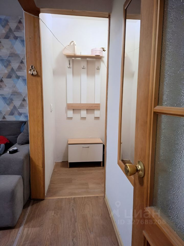 2-к кв. Тюменская область, Тюмень ул. Орджоникидзе, 4 (42.9 м²)