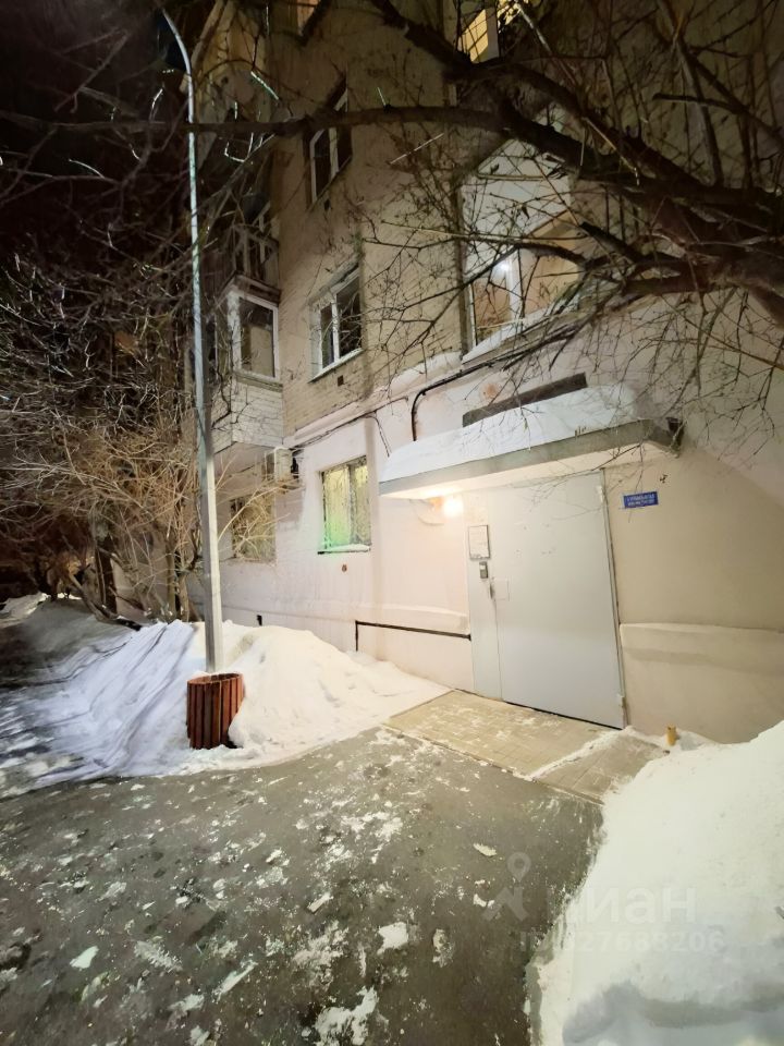 2-к кв. Тюменская область, Тюмень ул. Орджоникидзе, 4 (42.9 м²)