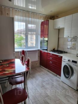 3-комн.кв., 70 м², этаж 3