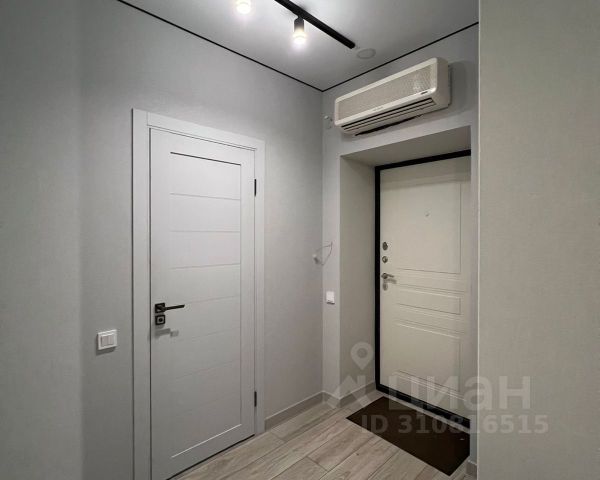 2-комн., 45 м², 10/20 этаж