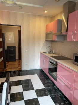 3-комн.кв., 83 м², этаж 3