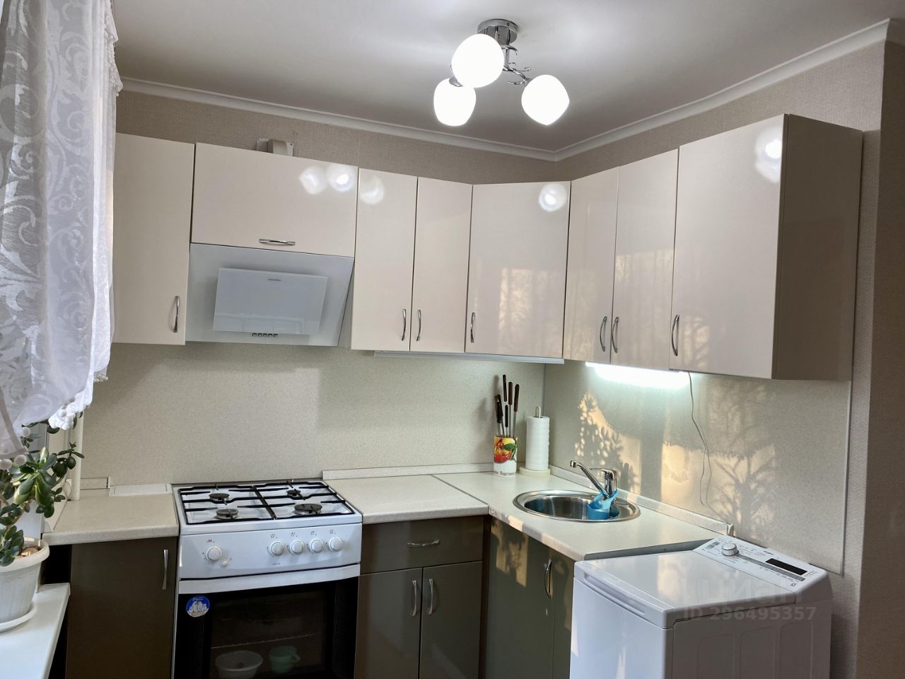 Продаю трехкомнатную квартиру 63.9м² Самарская область, Жигулевск, В-1 ...