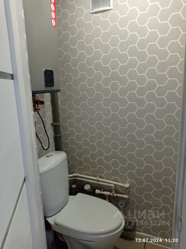 1-к кв. Псковская область, Великие Луки просп. Гагарина, 124 (31.8 м²)