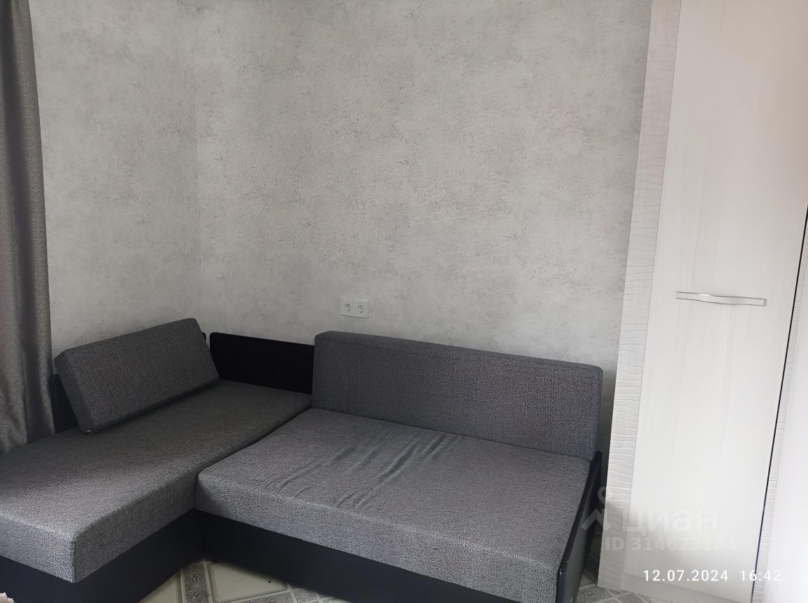 1-к кв. Псковская область, Великие Луки просп. Гагарина, 124 (31.8 м²)