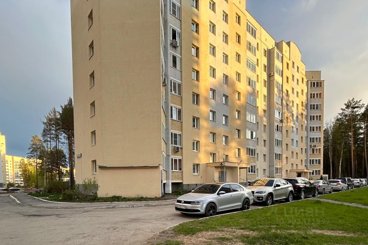 Продажа трехкомнатной квартиры 83м² ул. Сапожникова, 5, Верхняя Пышма,  Свердловская область - база ЦИАН, объявление 302371897