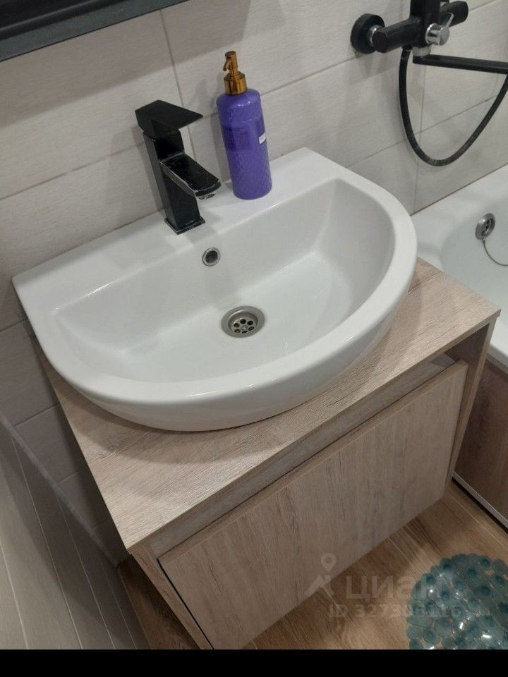 1-к кв. Белгородская область, Старый Оскол Весенний мкр, 17 (40.0 м²)