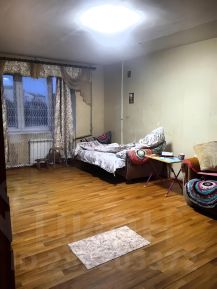 3-комн.кв., 73 м², этаж 1