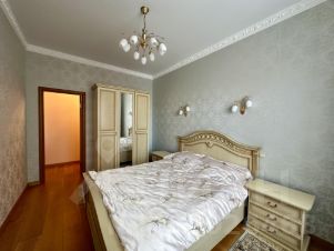 3-комн.кв., 87 м², этаж 9