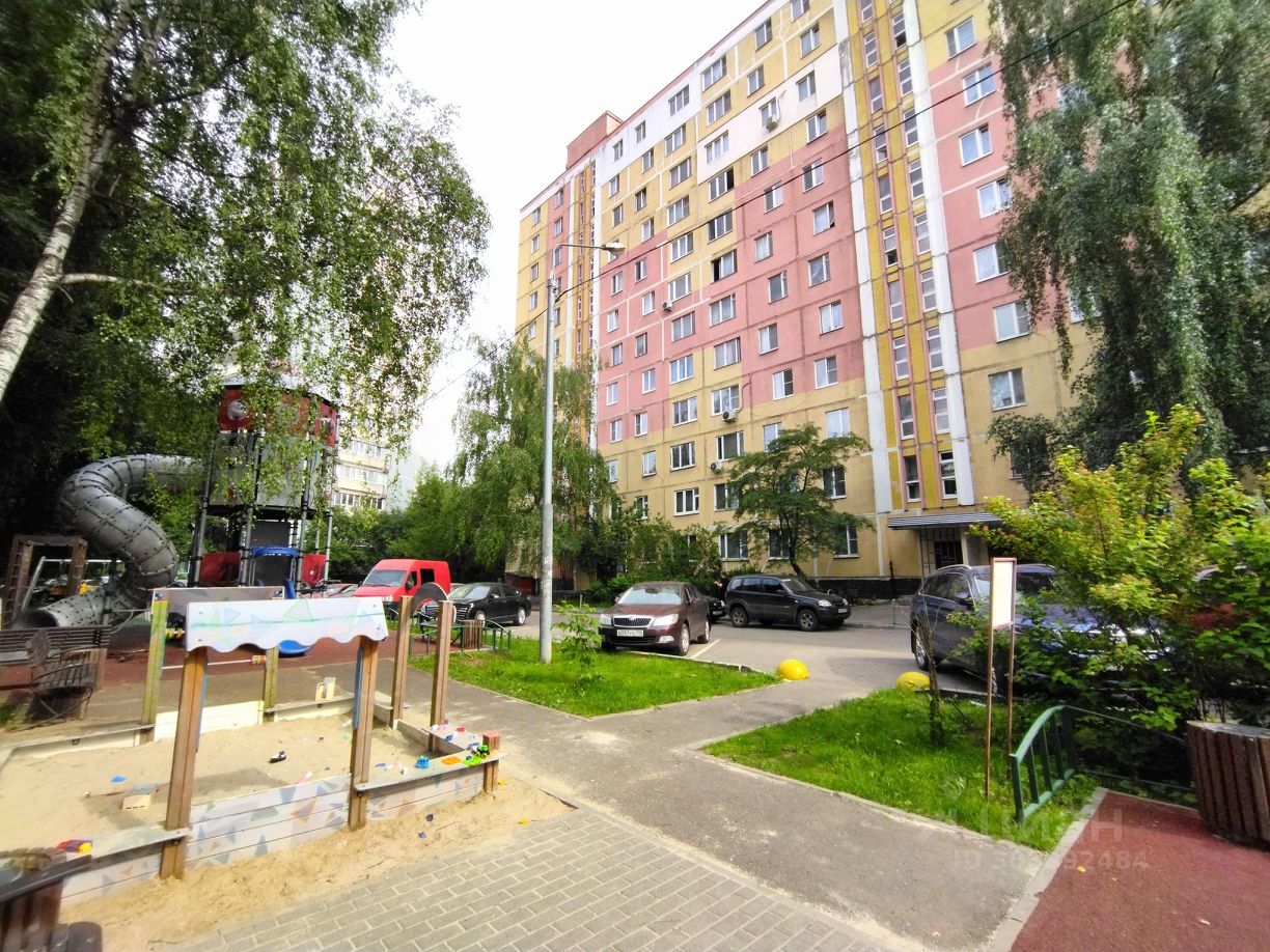 Продаю квартиру-студию 38,7м² Школьная ул., 82, Видное, Московская область,  Ленинский городской округ, м. Домодедовская - база ЦИАН, объявление  303892484