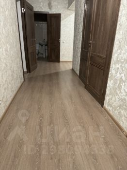 3-комн.кв., 86 м², этаж 4