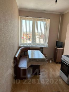 1-комн.кв., 40 м², этаж 3