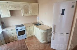 2-комн.кв., 50 м², этаж 3