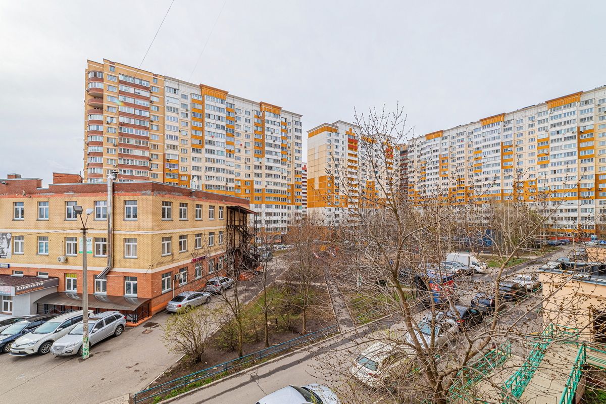 Купить трехкомнатную квартиру 82,7м² Рябиновая ул., 4, Московская область,  Одинцовский городской округ, ВНИИССОК поселок, м. Рассказовка - база ЦИАН,  объявление 301854387