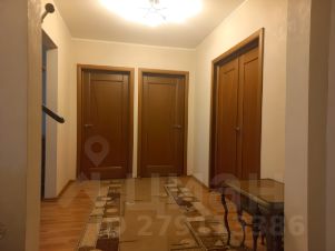 4-комн.кв., 93 м², этаж 3