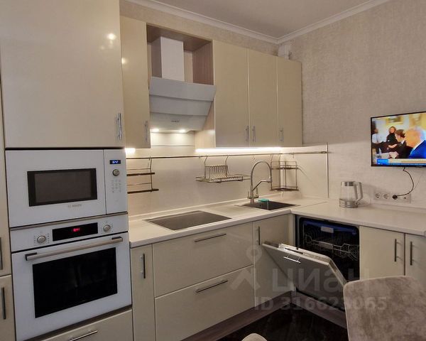 2-комн., 65 м², 13/22 этаж