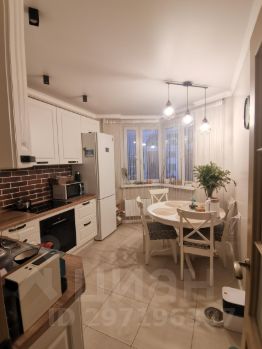 2-комн.кв., 51 м², этаж 17