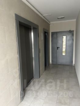 2-комн.кв., 64 м², этаж 13