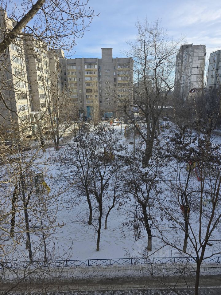 3-к кв. Волгоградская область, Волгоград бул. 30-летия Победы, 76 (64.7 м²)