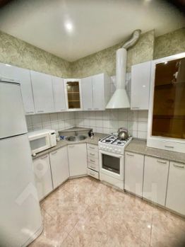 2-комн.кв., 54 м², этаж 3