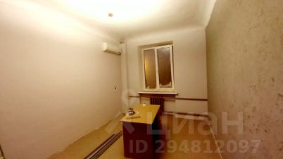 2-комн.кв., 61 м², этаж 2