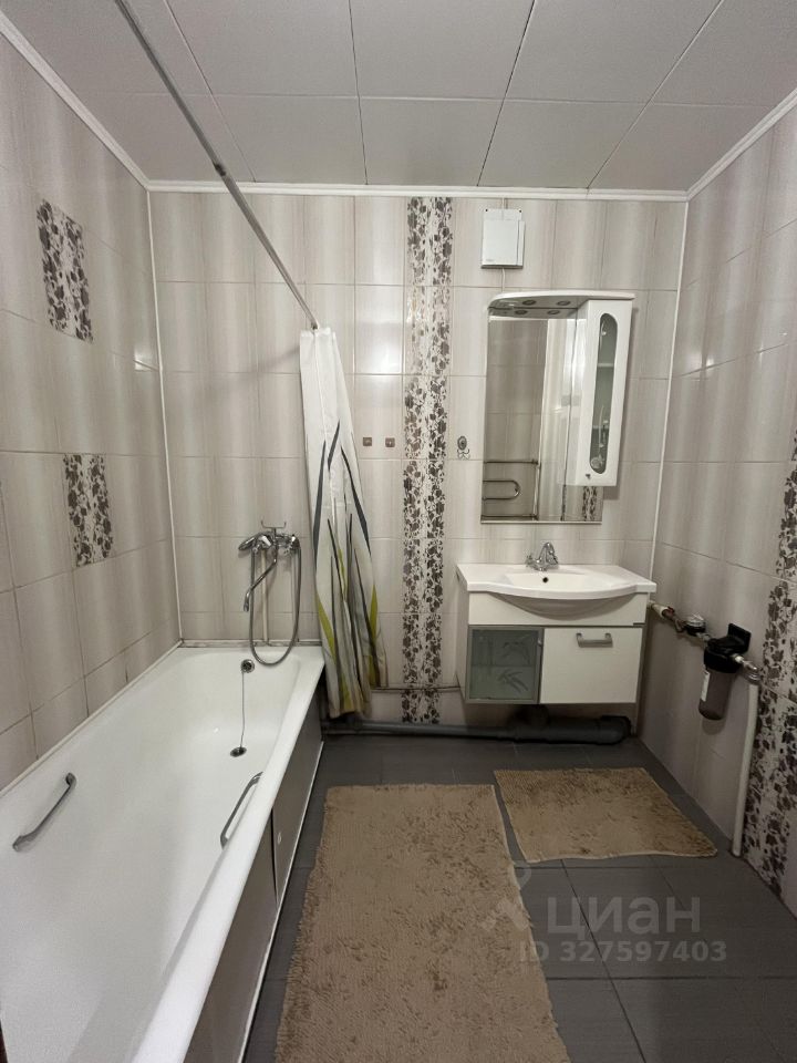 2-к кв. Вологодская область, Вологда ул. Леденцова, 11А (81.8 м²)