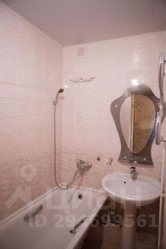 3-комн.кв., 60 м², этаж 4