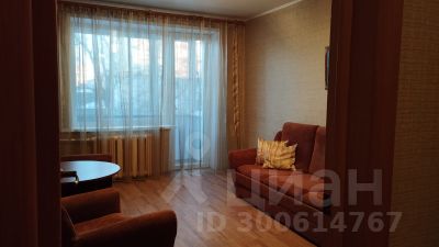 2-комн.кв., 43 м², этаж 3