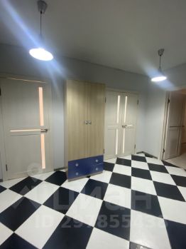 3-комн.кв., 90 м², этаж 2