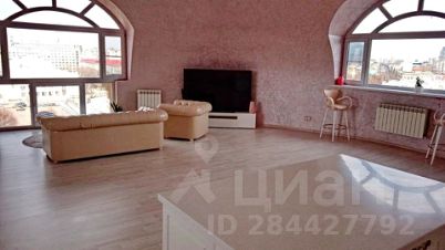 3-комн.кв., 240 м², этаж 9