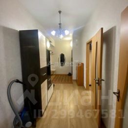 3-комн.кв., 140 м², этаж 3