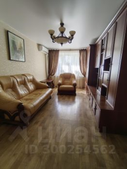 3-комн.кв., 61 м², этаж 3