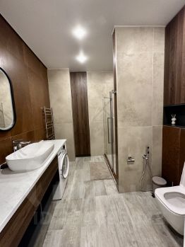 2-комн.кв., 70 м², этаж 12