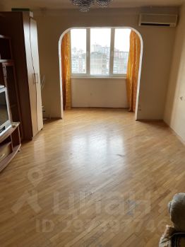 3-комн.кв., 74 м², этаж 10