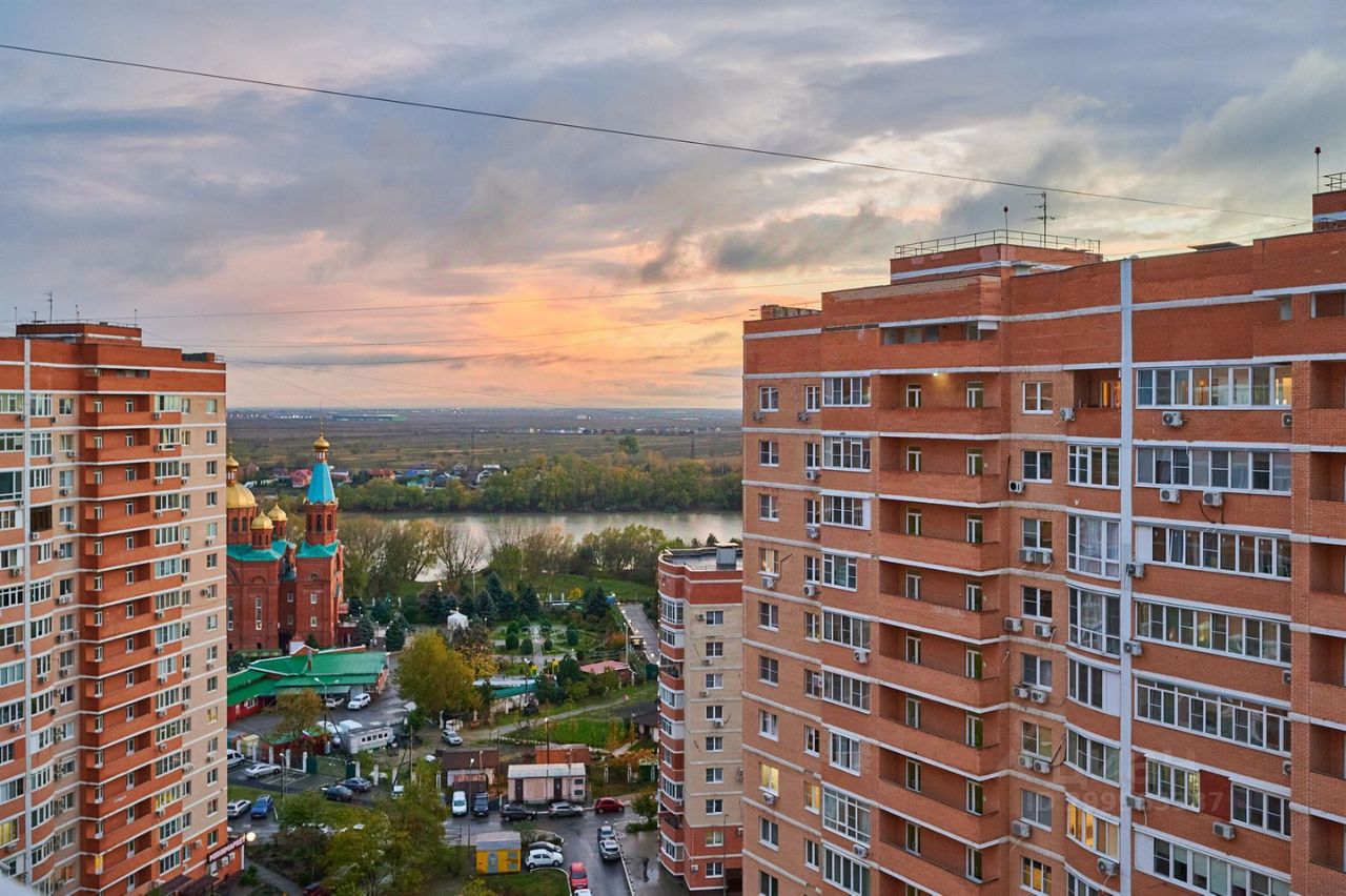 Купить квартиру на 16 этаже в микрорайоне Юбилейный в городе Краснодар.  Найдено 12 объявлений.