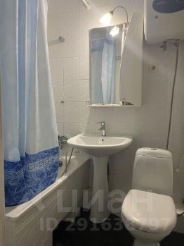 2-комн.кв., 50 м², этаж 10