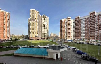 2-комн.кв., 79 м², этаж 3