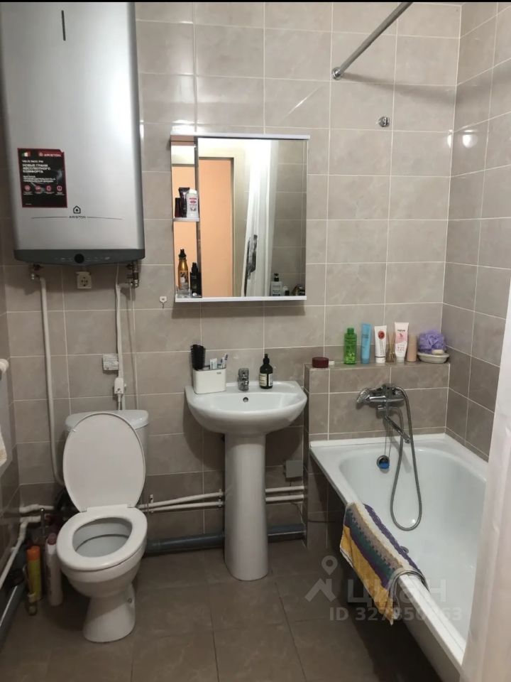 2-к кв. Сахалинская область, Южно-Сахалинск Фабричная ул., 40 (60.0 м²)