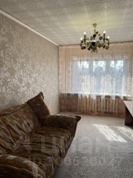 2-комн.кв., 50 м², этаж 3