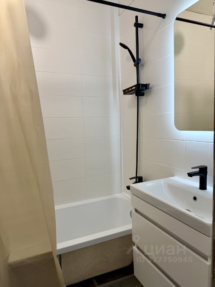 3-к кв. Ленинградская область, Всеволожск Южный мкр, просп. Добровольского, 18 (76.5 м²)