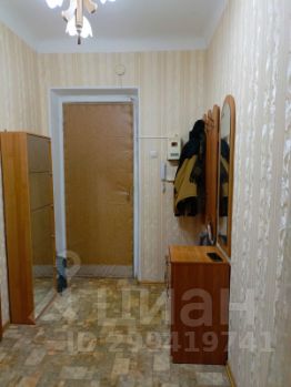 2-комн.кв., 60 м², этаж 3