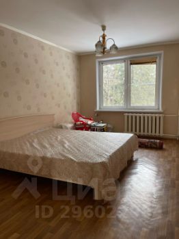 3-комн.кв., 58 м², этаж 4