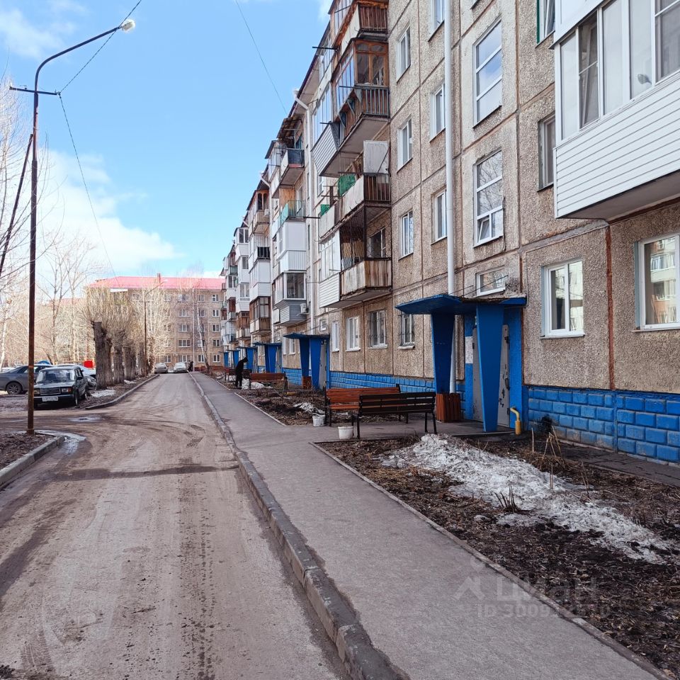 Купить трехкомнатную квартиру 58м² ул. Сергея Тюленина, 1а, Омск, Омская  область, Заозерный микрорайон - база ЦИАН, объявление 300912570