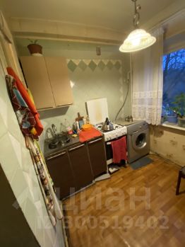 3-комн.кв., 50 м², этаж 4