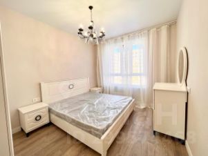 2-комн.кв., 65 м², этаж 4