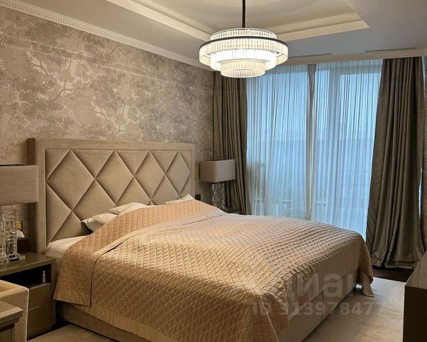 3-комн., 130 м², 8/9 этаж