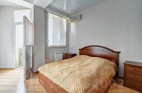 2-комн.кв., 62 м², этаж 8