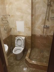 3-комн.кв., 90 м², этаж 1