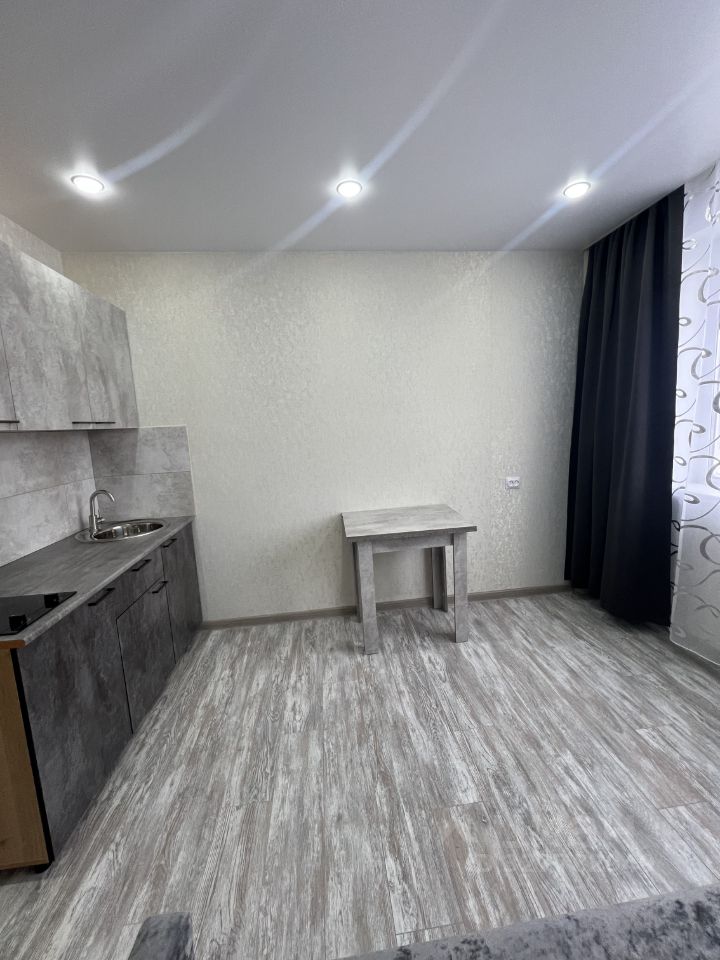 Студия Красноярский край, Красноярск Зеленая Роща мкр, ул. Джамбульская, 2Б (17.3 м²)